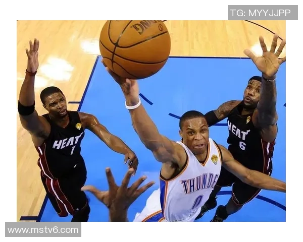 热火与雷霆总决赛第五场精彩回放全程回顾与精彩瞬间分析